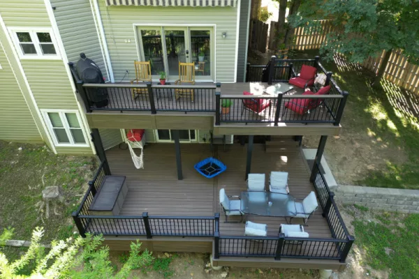 Deck Builder Near Olathe KS 1 We're a leading deck builder near Olathe KS.